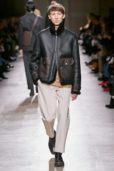 Look 6